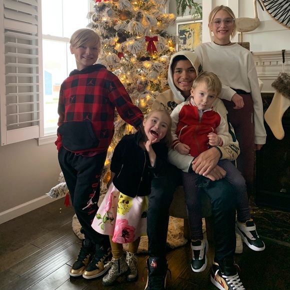 Meet your Posher, Tricia - Picture 4 of 16